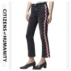 CITIZENS OF HUMANITY Demy Cropped Flare Jeans in Date Night Pink Wave